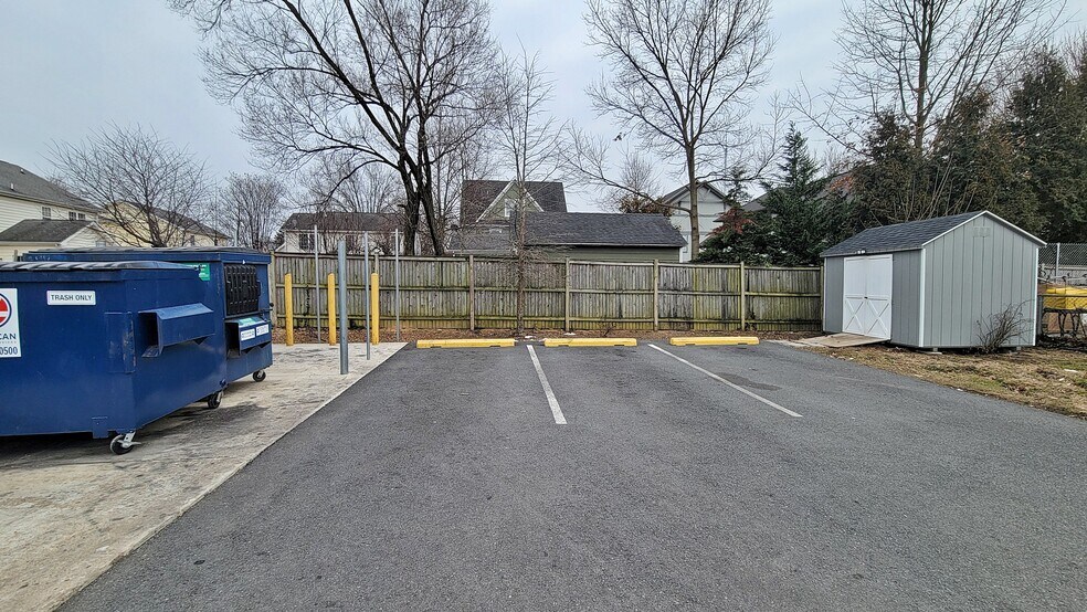 More Photos Of 5050 Langston Blvd, Arlington Restaurant For Sale