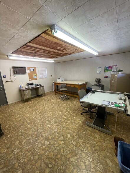 More Photos Of 639 5th St, Woodland Warehouse For Sale