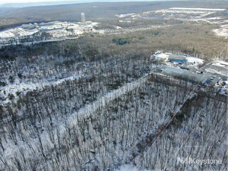 More Photos Of 178 Industrial Rd, Frackville Flex For Sale