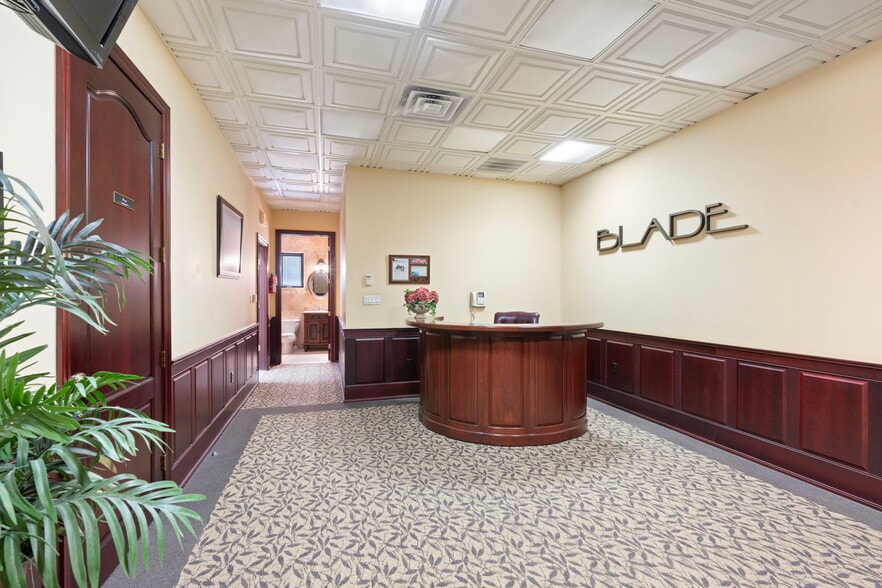 More Photos Of 188 Van Buren St, Staten Island Warehouse For Sale