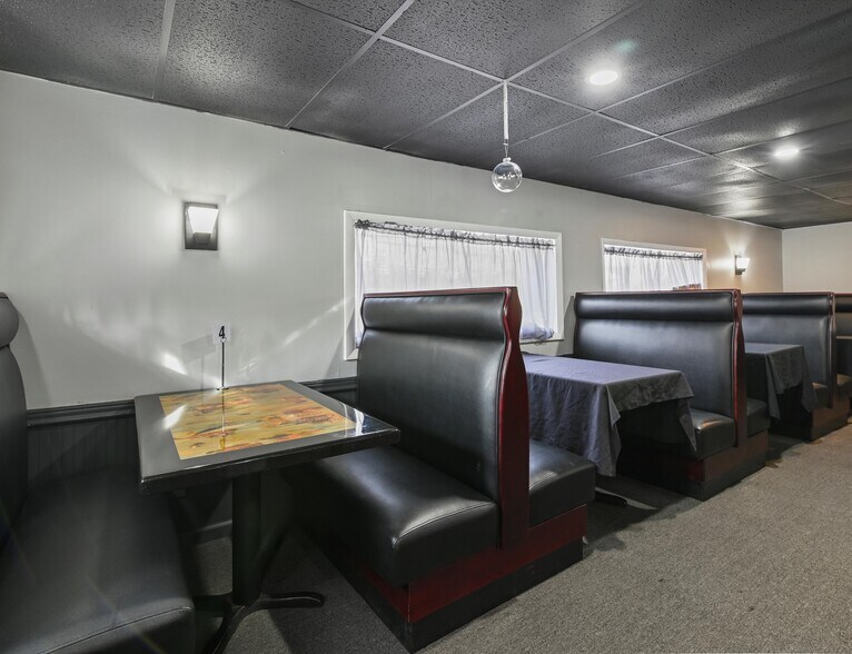 More Photos Of 2080 Milford Rd, East Stroudsburg Restaurant For Lease