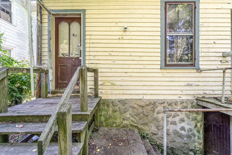 More Photos Of 177 East Ave, Bridgeton Apartments For Sale