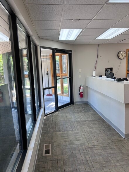 More Photos Of 17833 Hutchins Dr, Minnetonka Medical For Sale
