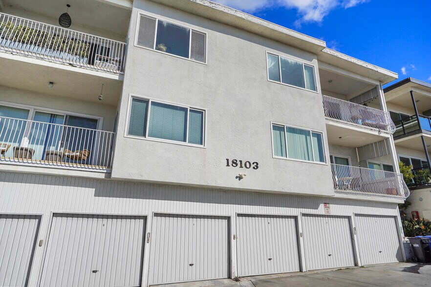 More Photos Of 18103 Coastline Dr, Malibu Apartments For Sale