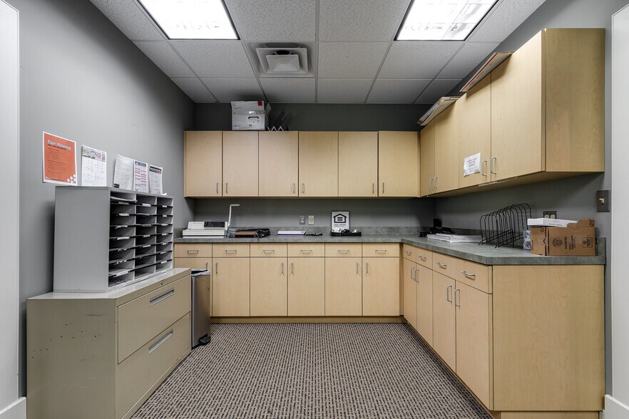 More Photos Of 11533 Nuckols Rd, Glen Allen Medical For Sale