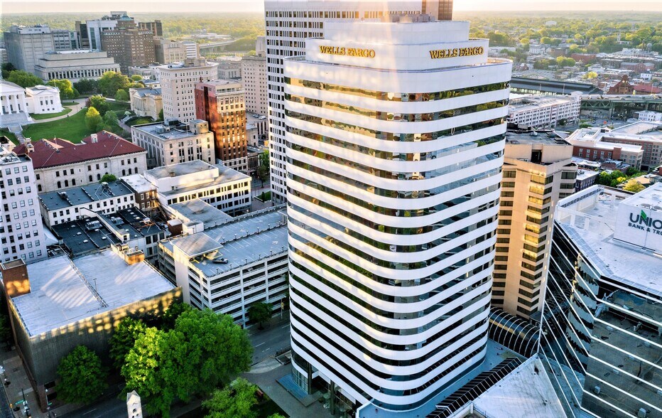 More Photos Of 1021 E Cary St, Richmond Office For Lease