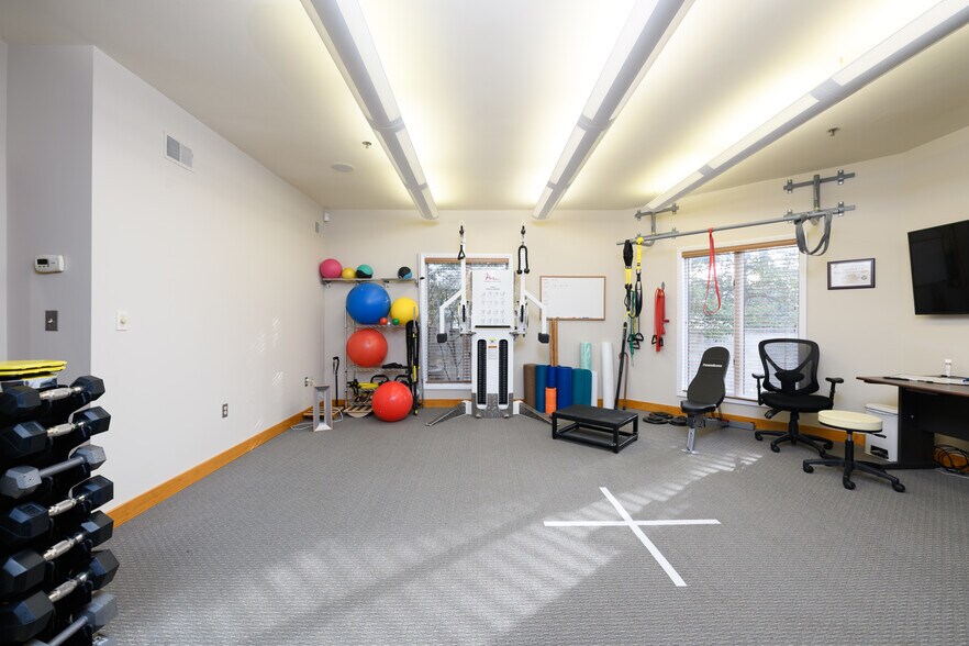 More Photos Of 130 Maple Ave, Red Bank Medical For Lease