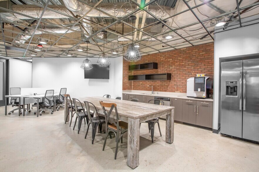 More Photos Of 1050 Lakes Dr S, West Covina Coworking Space