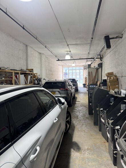 More Photos Of 149-157 29th St, Brooklyn Warehouse For Lease