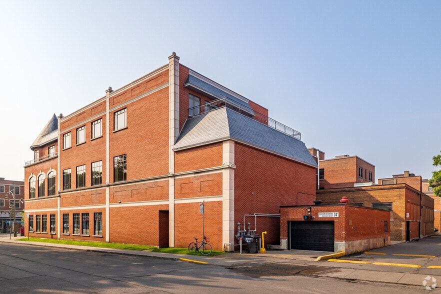 More Photos Of 4817-4833 Rue Sherbrooke O, Westmount Office For Lease