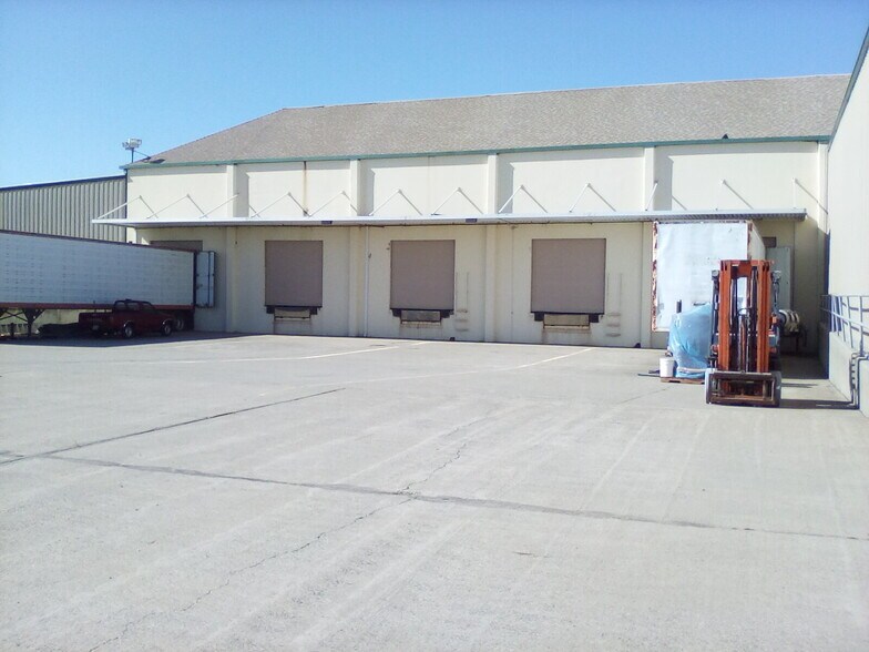 More Photos Of 320 E South St, Orland Industrial For Sale