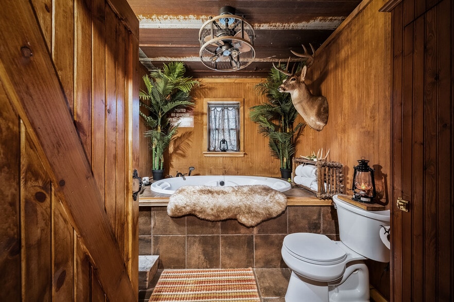 More Photos Of 129 Vaughan Rd, Eldon Lodge Meeting Hall For Sale