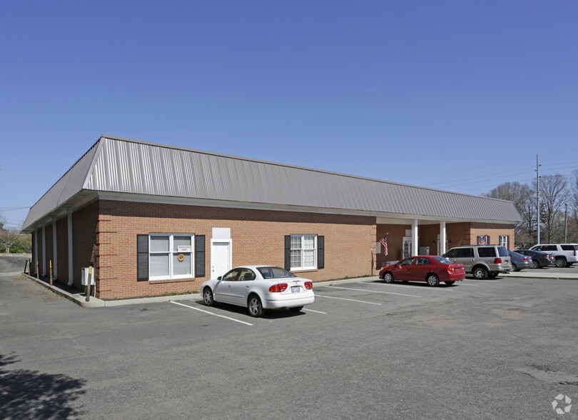 More Photos Of 1617 W Roosevelt Blvd, Monroe Office For Sale