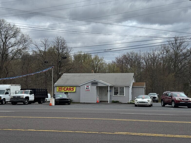 Primary Photo Of 1189 N West End Blvd, Quakertown Auto Dealership For Sale