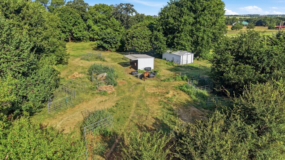 More Photos Of 1614 W Line Rd, Whitesboro Land For Sale