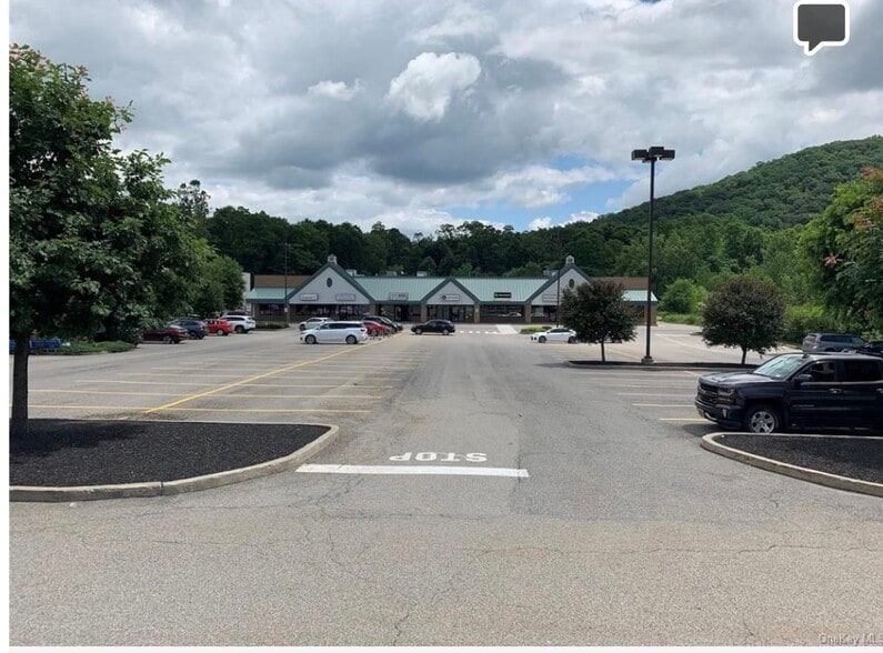 More Photos Of 158 Route 22, Pawling Unknown For Lease