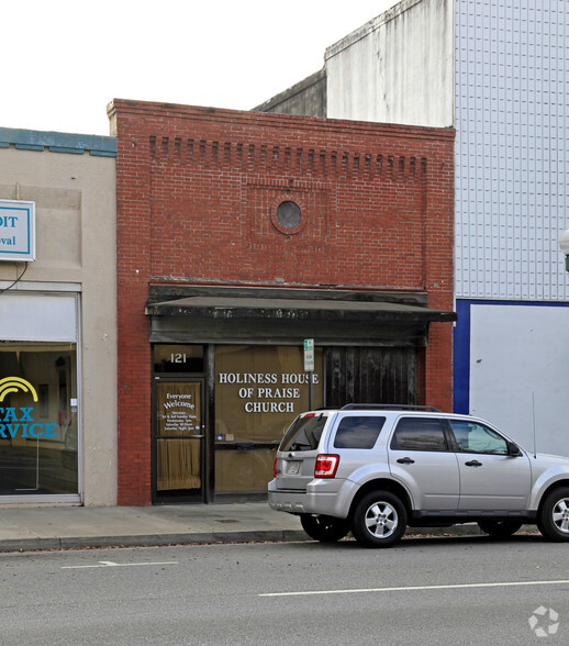 Primary Photo Of 121 W Central, Valdosta Religious Facility For Sale