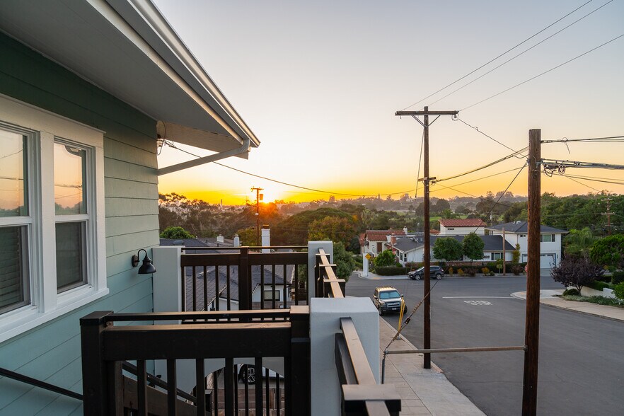 More Photos Of 2919 Ivy St, San Diego Apartments For Sale