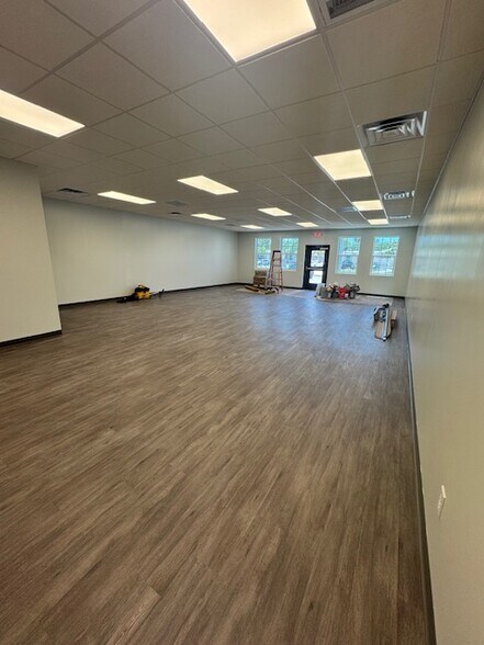 More Photos Of 3819-3827 Central Ave, Saint Petersburg Medical For Lease