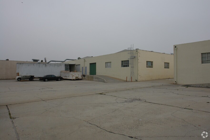 More Photos Of 1640 W 132nd St, Gardena Manufacturing For Lease