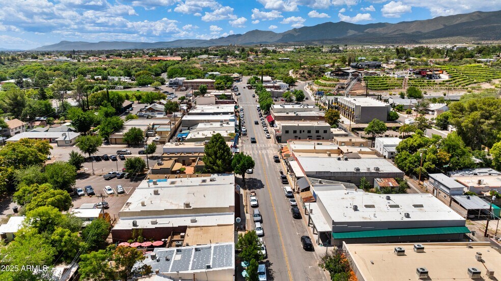 More Photos Of 1008 N Main St, Cottonwood General Retail For Sale