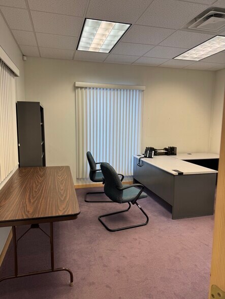 More Photos Of 177 Meadowbrook Ln, Duncansville Rehabilitation Center For Lease