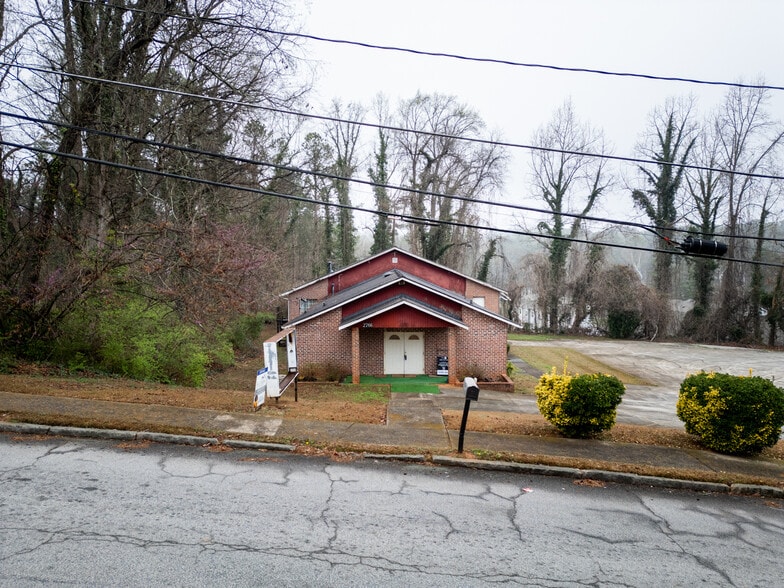 More Photos Of 2766 White Oak Dr, Decatur Religious Facility For Sale
