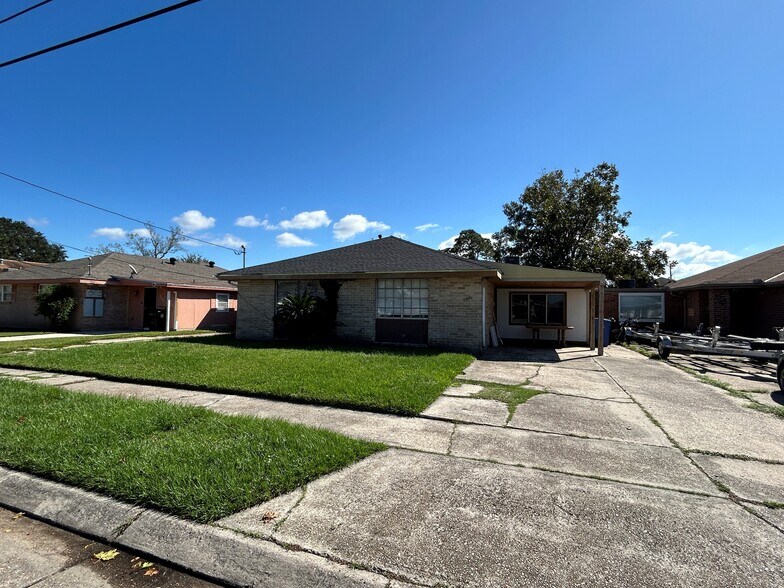More Photos Of 8630 Dinkins St, New Orleans Multifamily For Sale