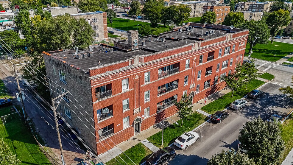More Photos Of 1256 S Independence Blvd, Chicago Apartments For Sale