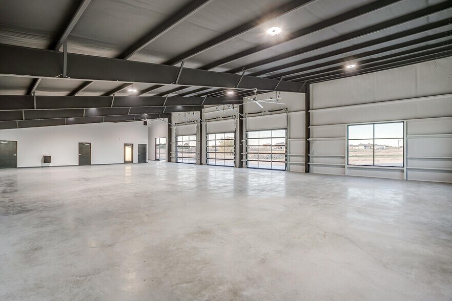 More Photos Of 4939 Fm 920, Weatherford Flex For Sale