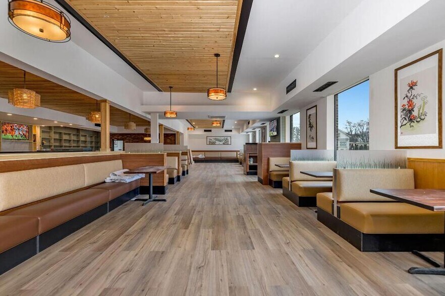 More Photos Of 2505 Wilmington Pike, Dayton Restaurant For Sale
