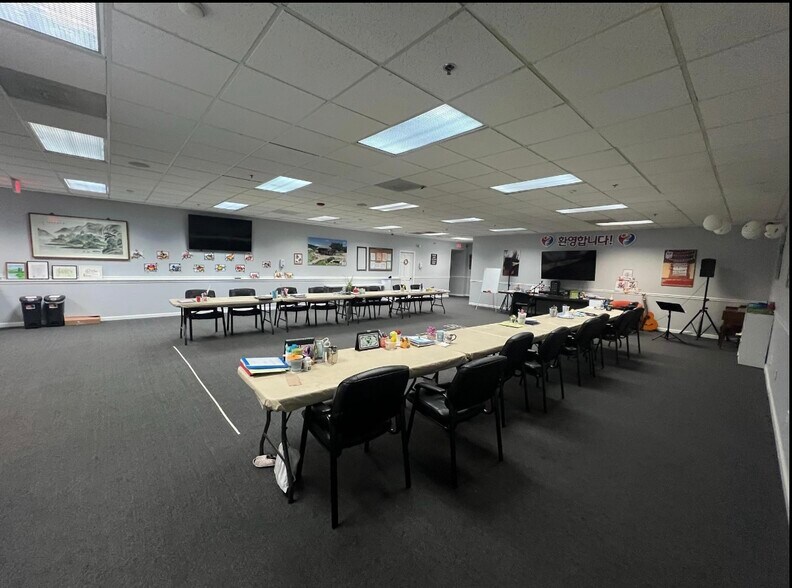 More Photos Of , Philadelphia Unknown For Sale