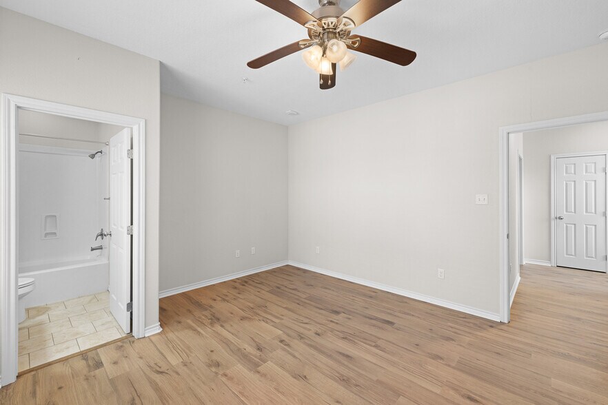 More Photos Of 307 Boyett St, College Station Apartments For Sale