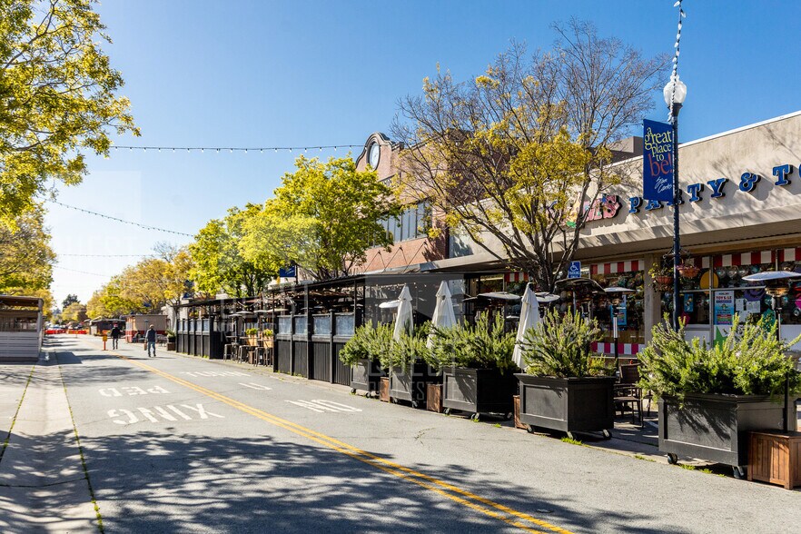 More Photos Of 1239 Laurel St, San Carlos Storefront For Sale