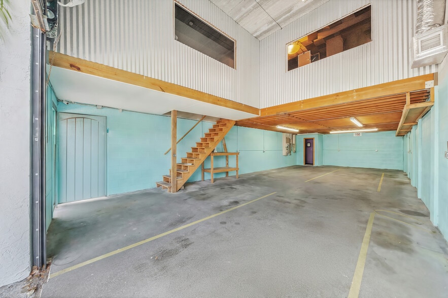 More Photos Of 1769-1791 Blount Rd, Pompano Beach Warehouse For Sale