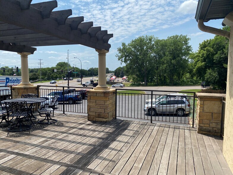 More Photos Of 1700 Niagara Ln, Plymouth Office Residential For Lease