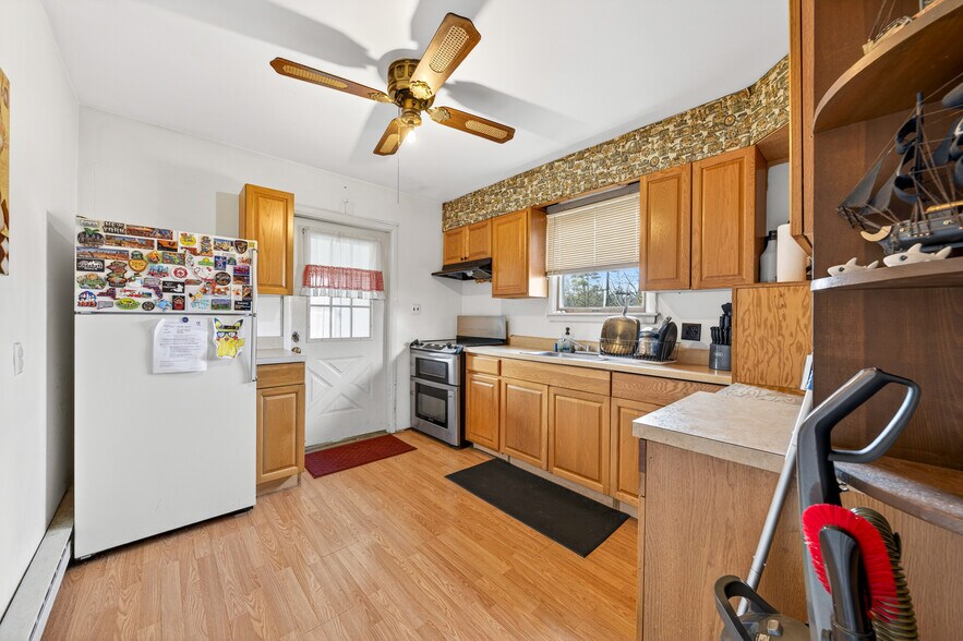More Photos Of 1980 US-209, Brodheadsville Office Residential For Sale