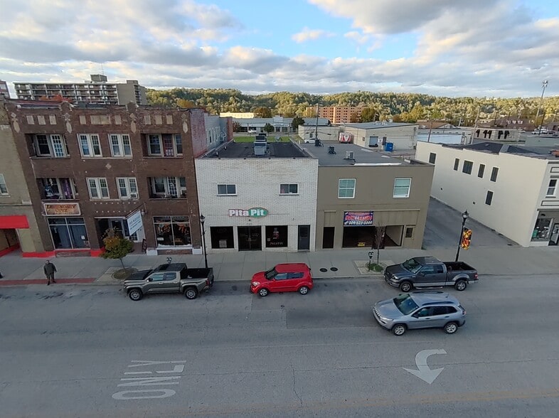 More Photos Of 1216 4th Ave, Huntington Storefront Retail Office For Sale