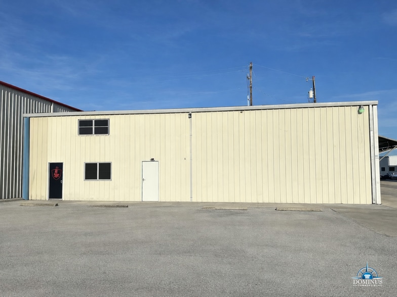 Primary Photo Of 122 Aviator Dr, Fort Worth Specialty For Sale