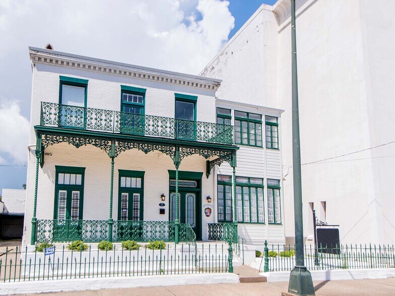 Primary Photo Of 7 N Claiborne St, Mobile Loft Creative Space For Lease