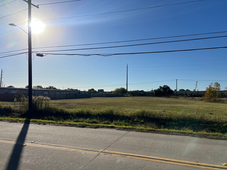Primary Photo Of Cedar Drive, La Marque Land For Lease