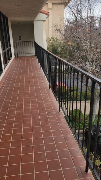 Primary Photo Of 28025 Dorothy Dr, Agoura Hills Office For Lease