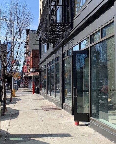 More Photos Of 131 Essex St, New York Office For Lease