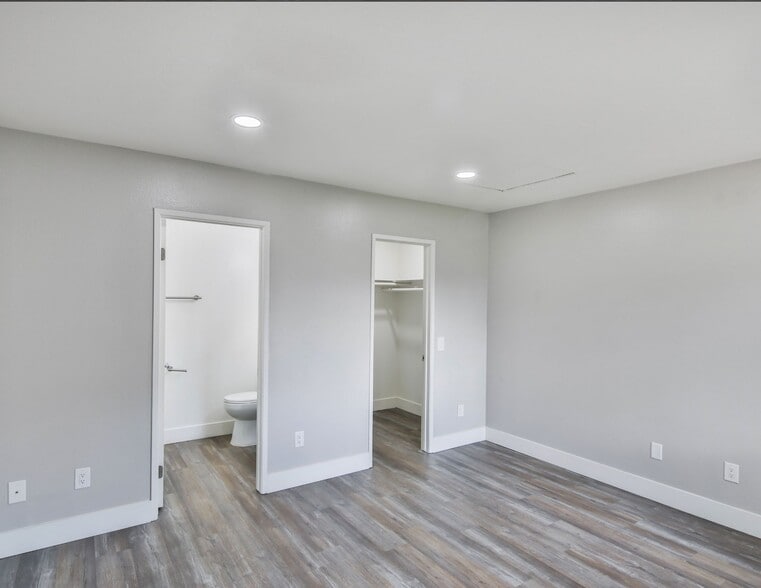 More Photos Of 23925-23967 Eucalyptus Ave, Moreno Valley Apartments For Sale