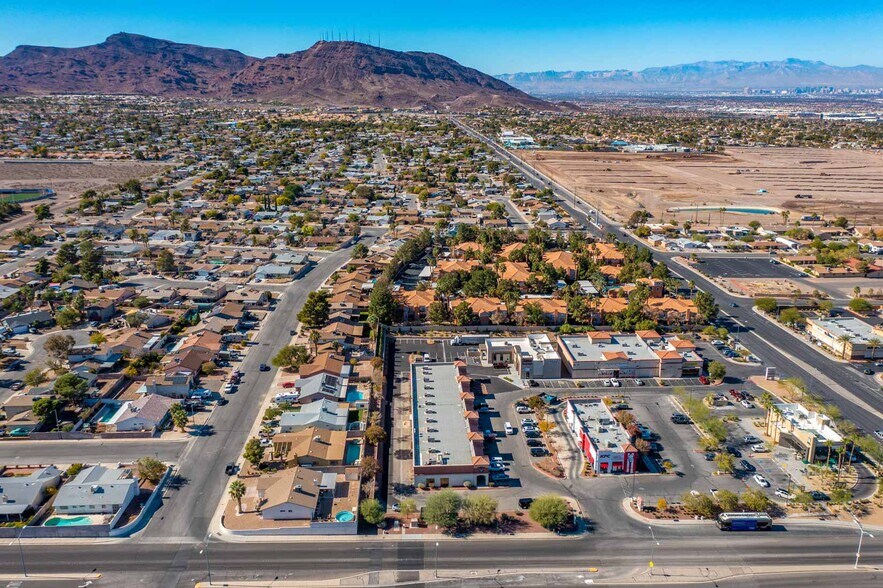 More Photos Of 650 E Horizon Dr, Henderson Restaurant For Sale