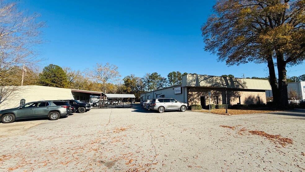 Primary Photo Of 105 Sunbelt Blvd, Columbia Distribution For Sale