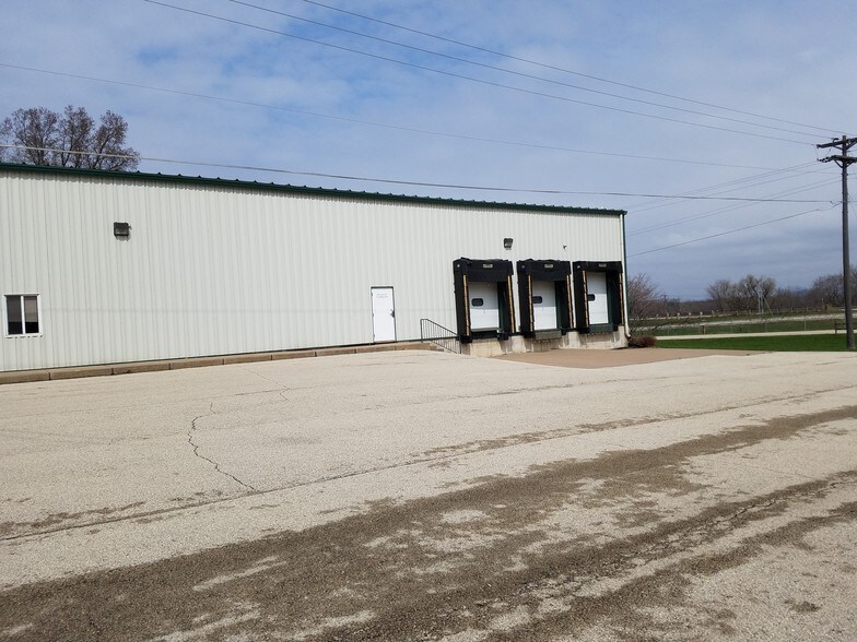 More Photos Of 31435 Veterans Rd, La Crescent Warehouse For Lease