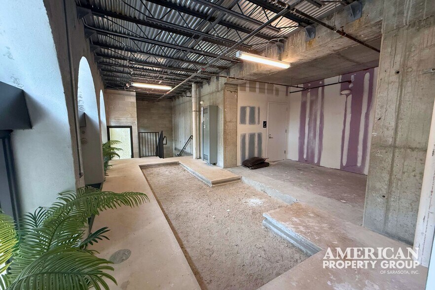 More Photos Of 33 S Palm Ave, Sarasota Apartments For Sale