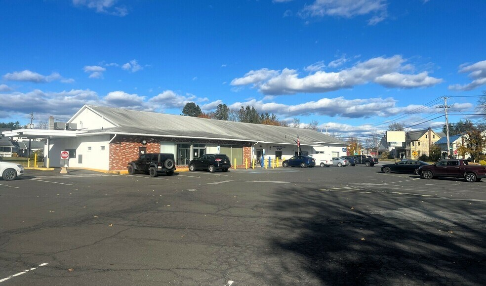More Photos Of 543 Interchange Rd, Kresgeville Storefront Retail Office For Lease