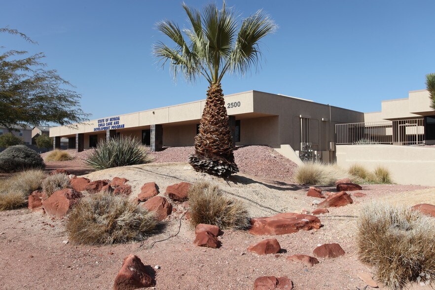 More Photos Of 2500 W Washington Ave, Las Vegas Office For Lease